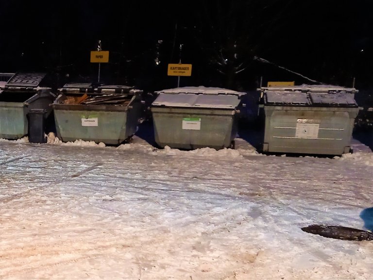 Wertstoffhof im Schnee Wertstoffhof im Schnee